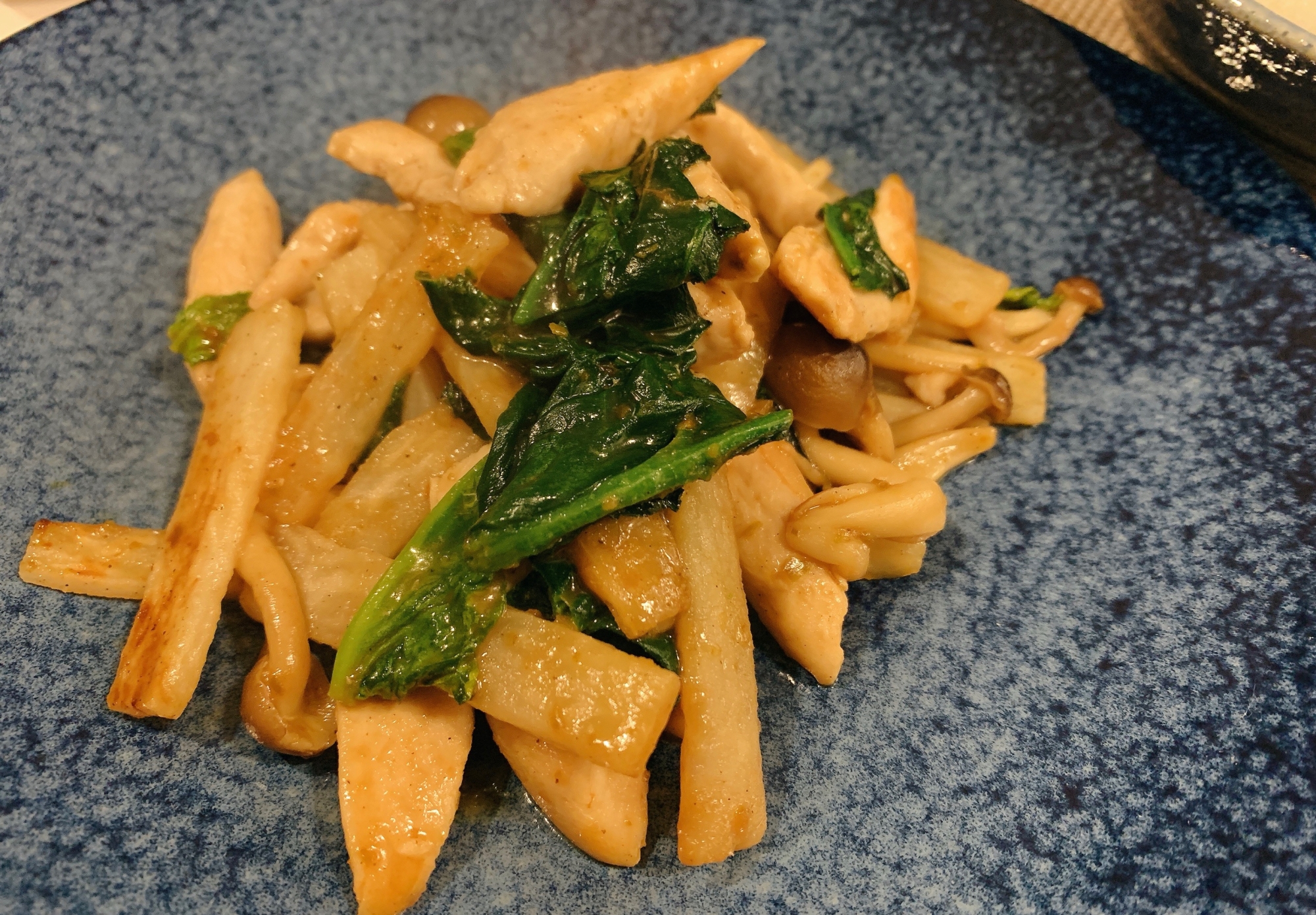 ★ご飯が進む★鶏肉と長芋の柚子胡椒炒め