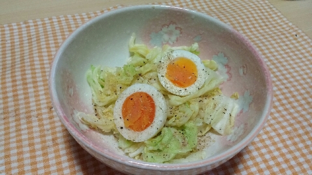 糖質制限♥蒸しキャベツとゆで卵♥