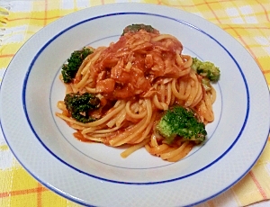 もちもち生パスタ ツナとブロッコリーのトマトソース レシピ 作り方 By ゆず茶55 楽天レシピ もちもち生パスタ ツナとブロッコリーのトマトソース レシピ 作り方 By ゆず茶55 楽天レシピ