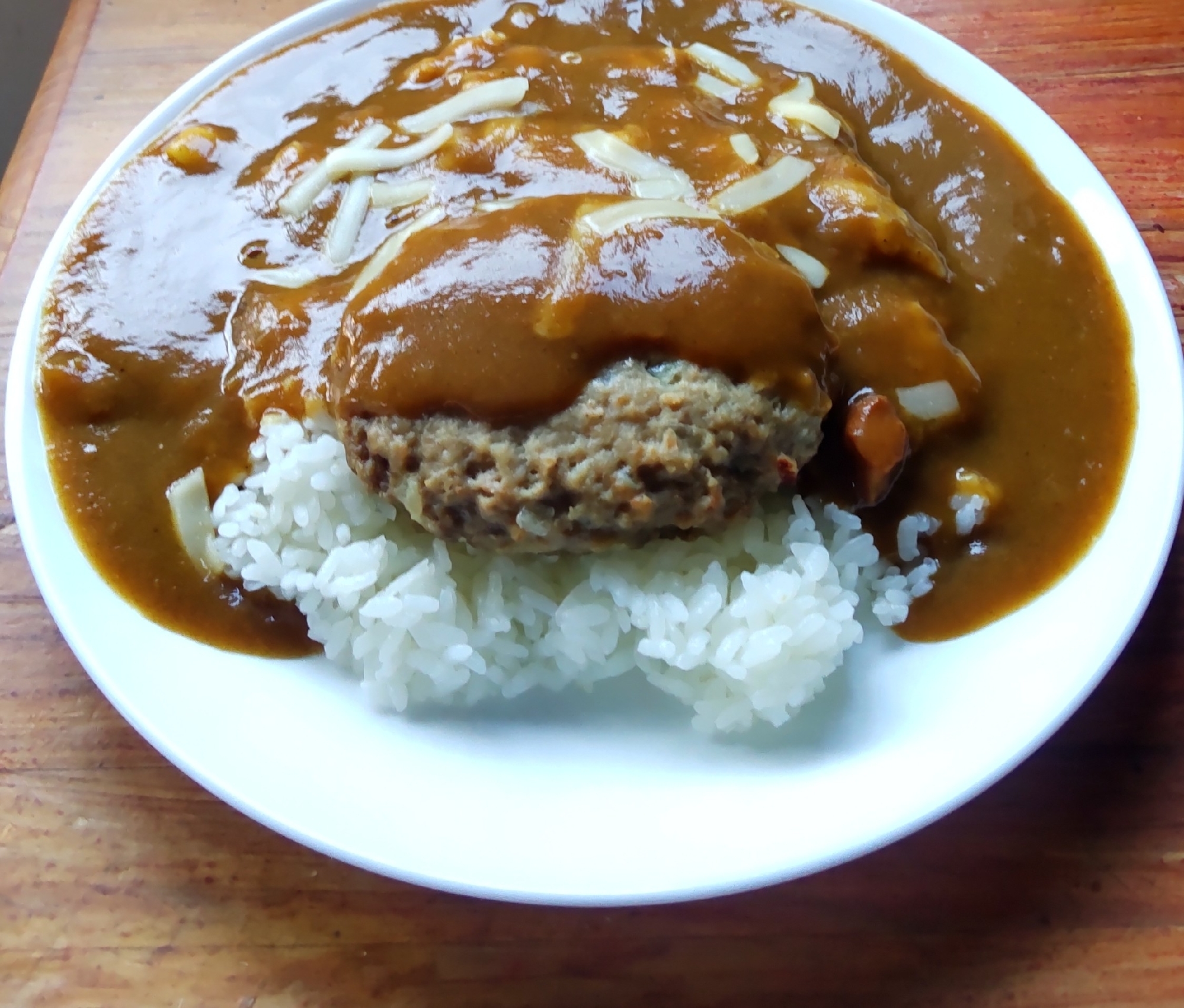 ハンバーグチーズカレー♪