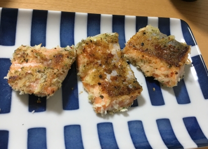 ボリューム満点…❤鮭のパン粉焼き