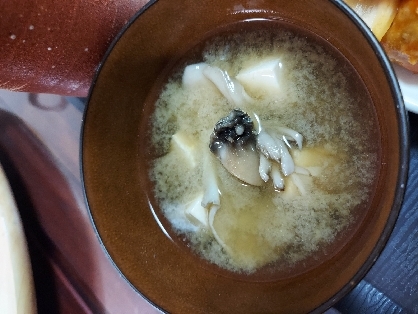 舞茸と豆腐のお味噌汁