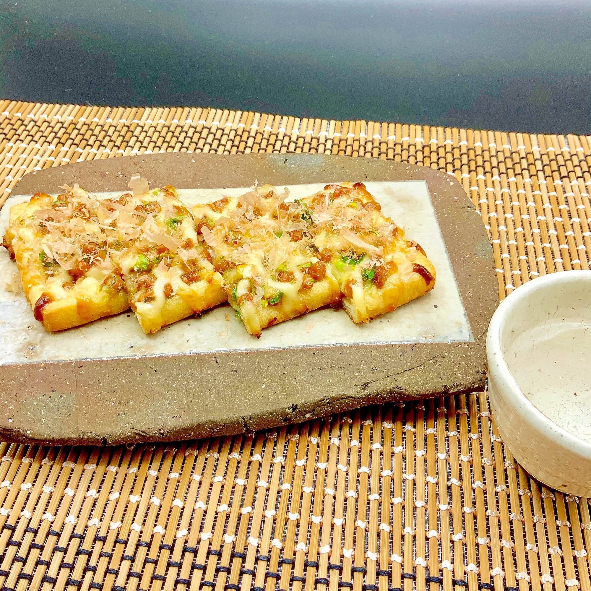 ネバトロッなおつまみ♡餅チーズ納豆のアゲ焼き