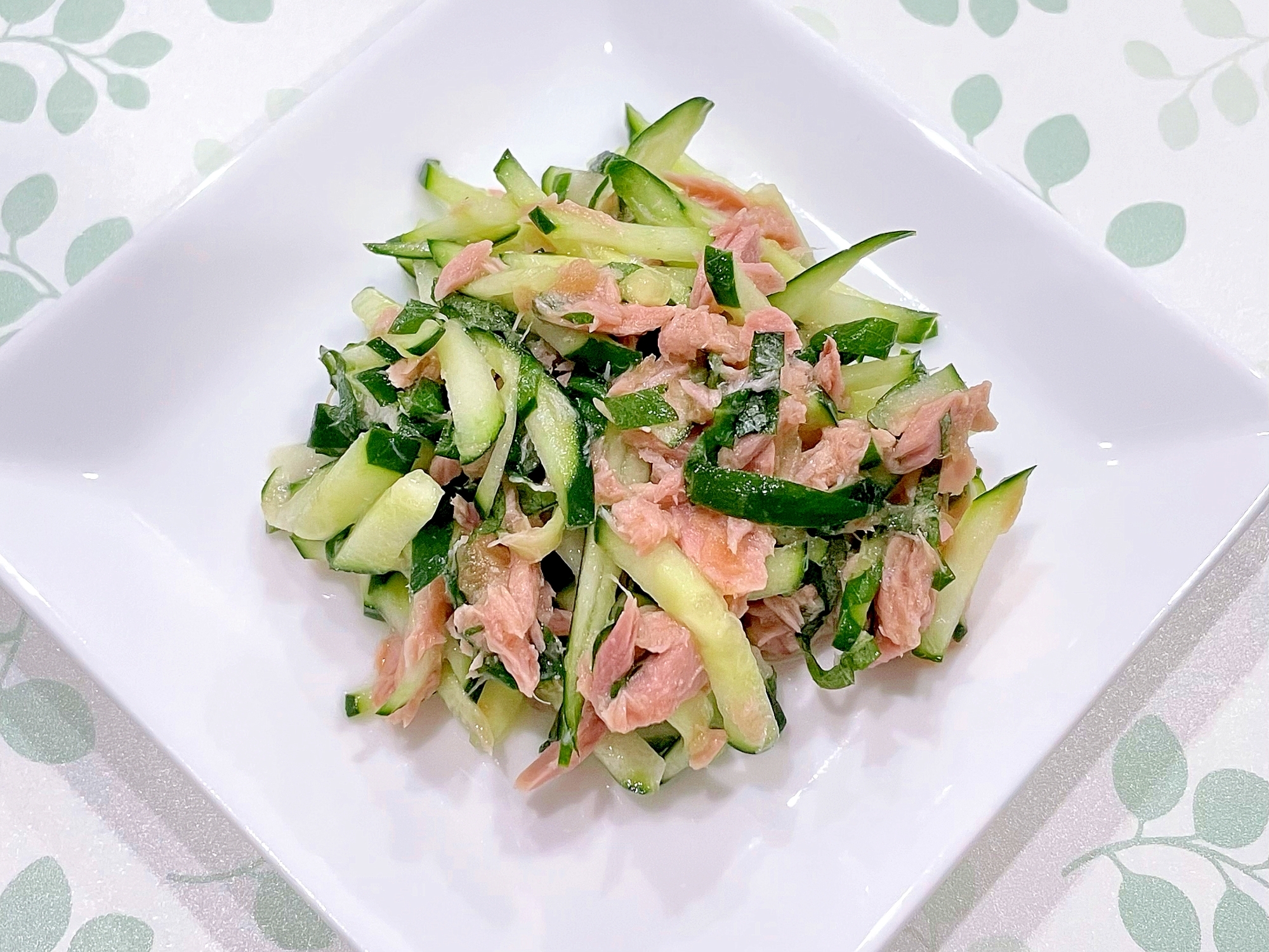 ツナの缶詰で美味しく！きゅうりとツナと大葉の酢の物