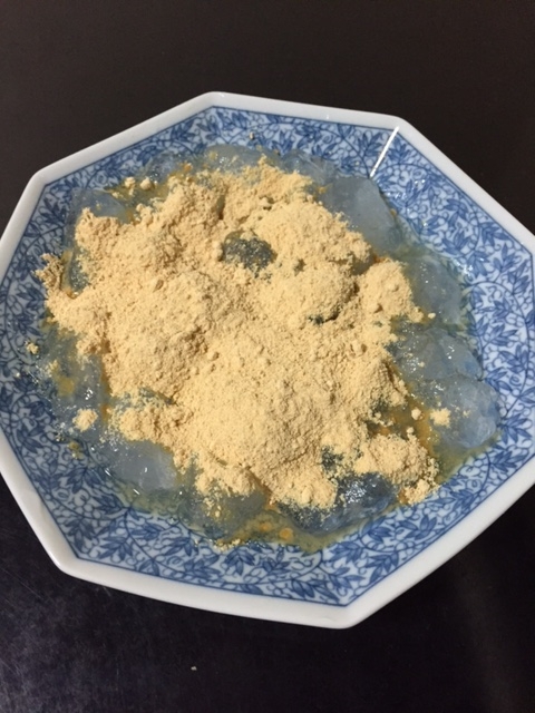 簡単 片栗粉で♪もちもち わらびもち風