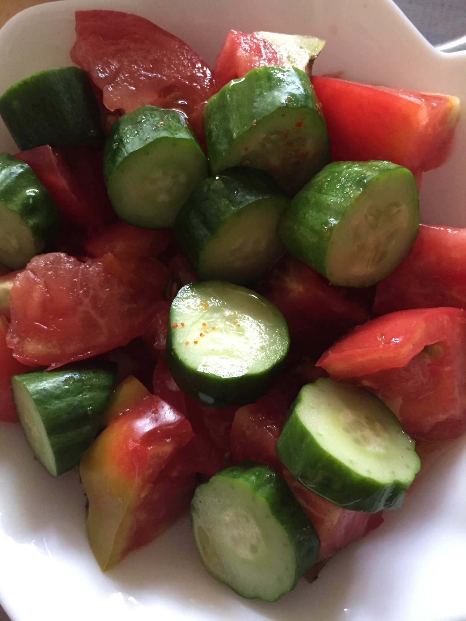 きゅうりとトマトのごま油あえ レシピ 作り方 By こんこん 楽天レシピ きゅうりとトマトのごま油あえ レシピ 作り方 By こんこん 楽天レシピ