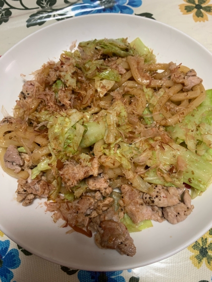 ツナの代わりに豚こまにしました！
簡単にできてありがたいです！