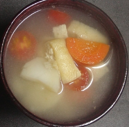 こんばんは〜玉ねぎの代わりに油揚げ、家庭菜園のミニトマトで作りました(*^^*)レシピありがとうございます。
