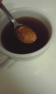 朝いただきました♪黒蜜もきな粉も大好きなんです。甘めの紅茶好きだから黒蜜多めで～す♪美味しかったです♪
