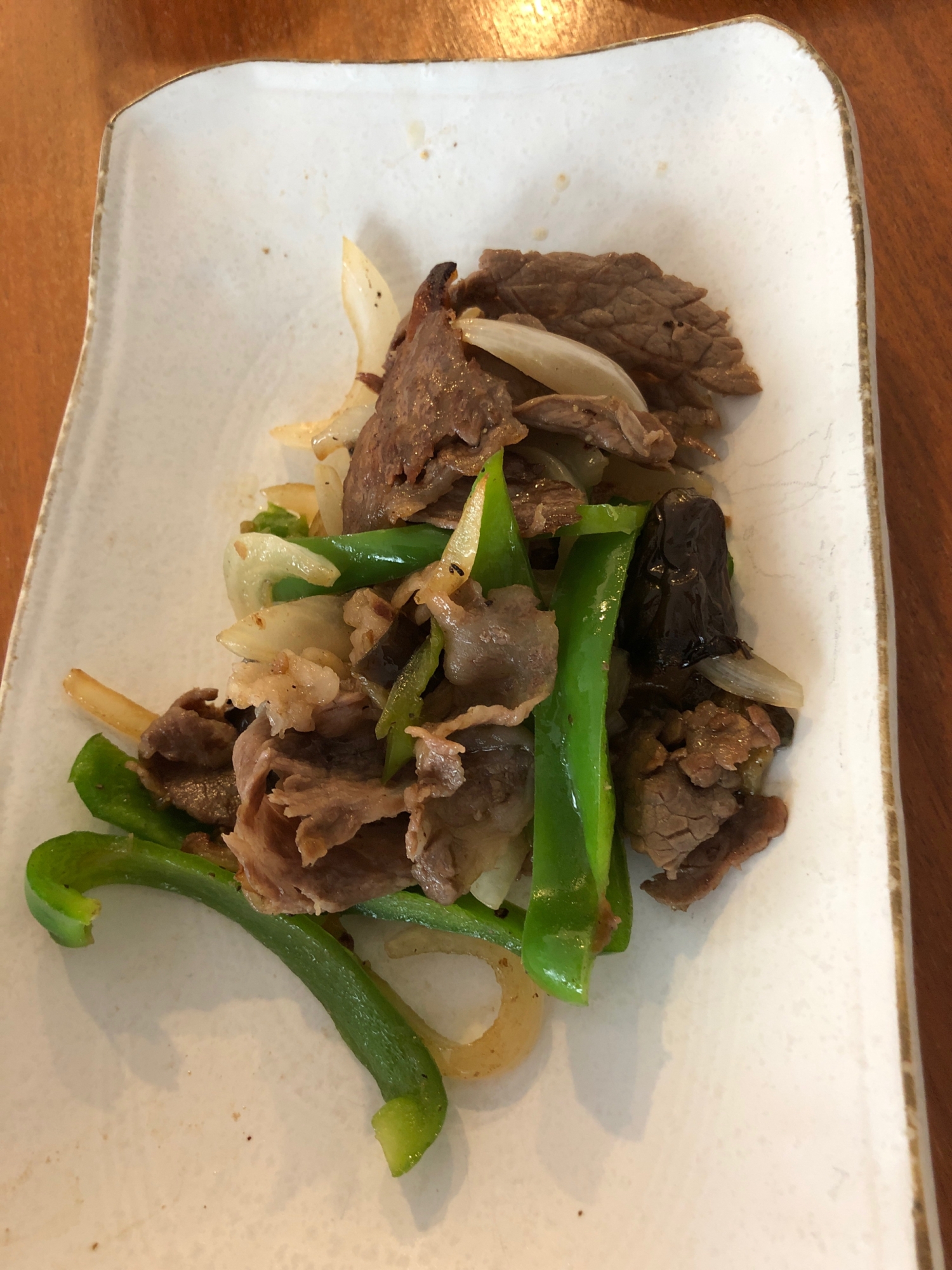 余った牛肉の野菜炒め