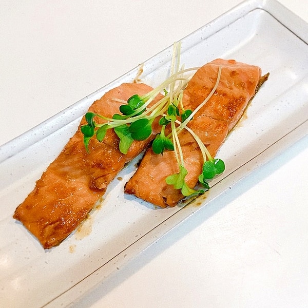 ジュジュっと脂のってます 新鮮な鱒の生姜醤油焼き レシピ 作り方 By えだ豆カシューナッツ 楽天レシピ ジュジュっと脂のってます 新鮮な鱒の生姜醤油焼き レシピ 作り方 By えだ豆カシューナッツ 楽天レシピ