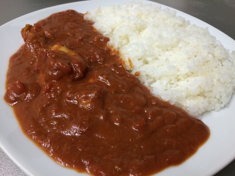 混ぜれば簡単！バターチキンカレー