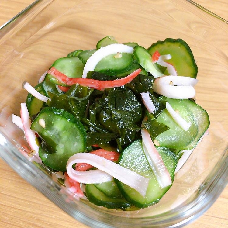 カニカマ・きゅうり・わかめの酢の物★*。