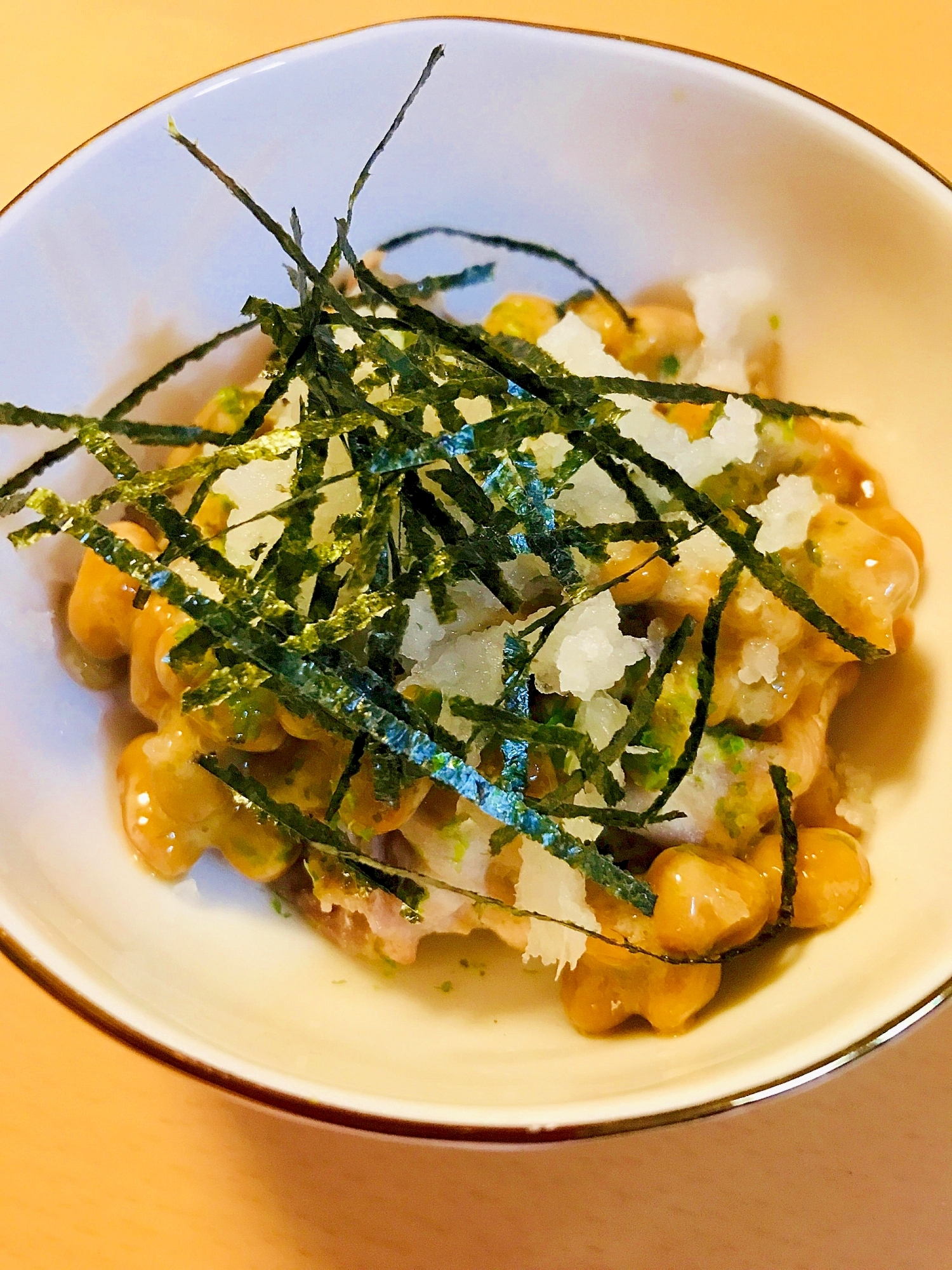 今日の納豆●蒸し豚肉とダイコンおろしの一品