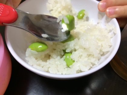 緑あざやか！ほくほく枝豆ごはん♪