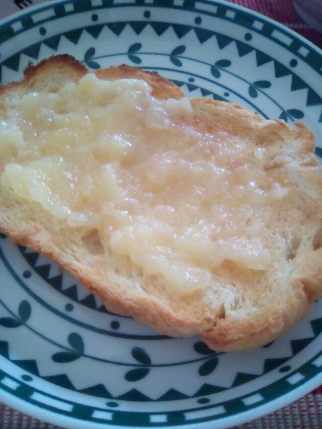 りんごバター食パン