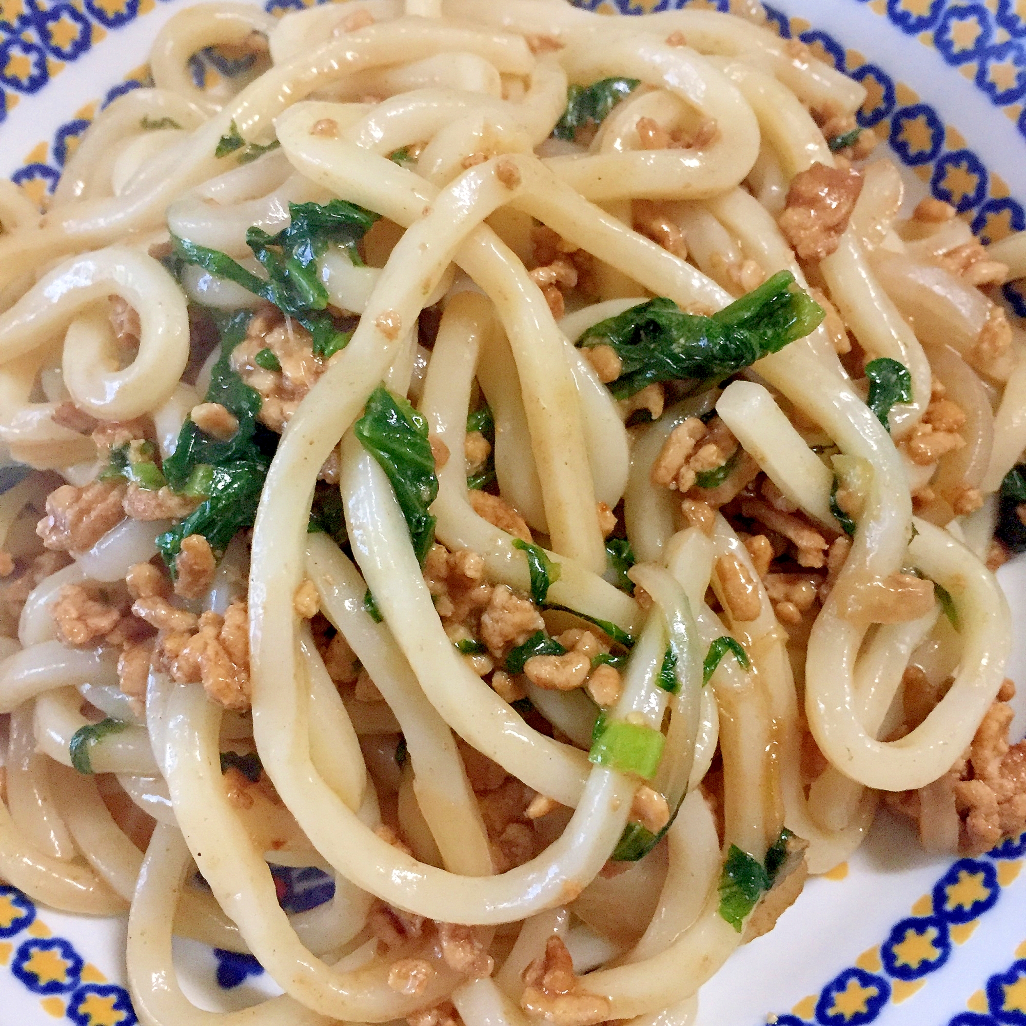 ほうれん草とひき肉の焼きうどん★