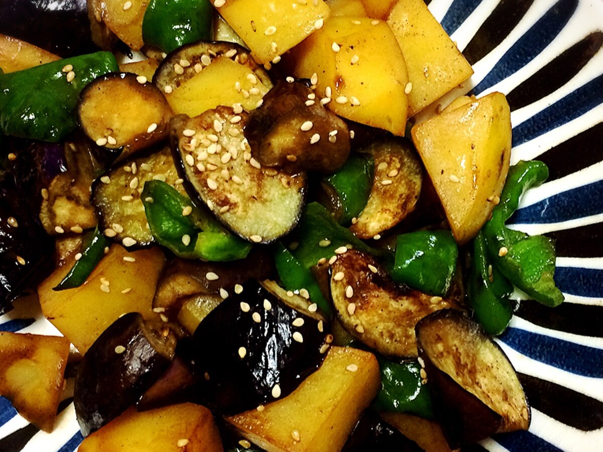 じゃがいもと夏野菜のオイスター炒め レシピ 作り方 By Chao 楽天レシピ じゃがいもと夏野菜のオイスター炒め レシピ 作り方 By Chao 楽天レシピ