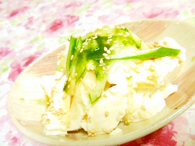 おぼろ豆腐de❤しそ海苔と胡瓜とだし醤油の冷奴❤