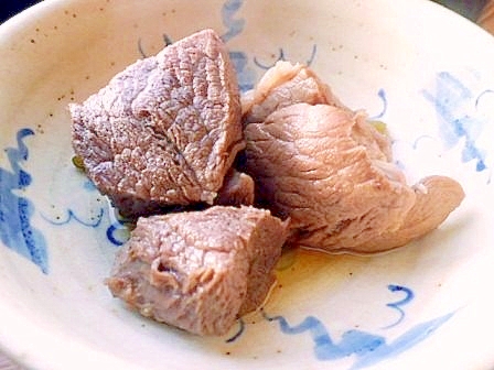 豚肩ロース塊肉で　豚の角煮