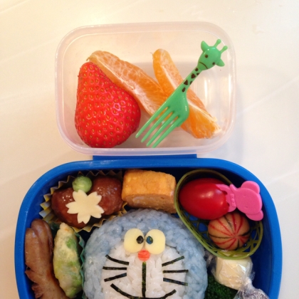 冷凍できるなんて(=´∀｀)人(´∀｀=)！5歳息子の小さなお弁当箱にはいつも一切れしか入らないから、これなら便利〜♪勉強になります☆