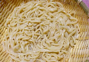 捏ねるだけ☆簡単手打ちうどん