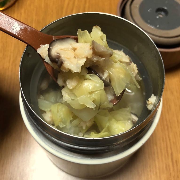 キャベツと椎茸の和風コンソメ オートミール