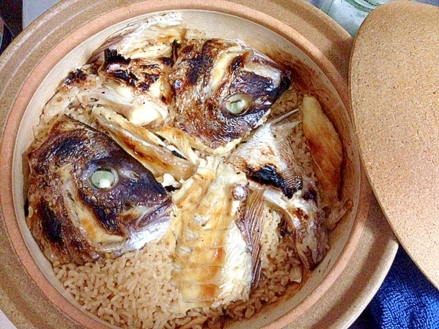 土鍋で簡単あらで鯛飯