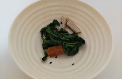春菊とちくわのごま味噌和え