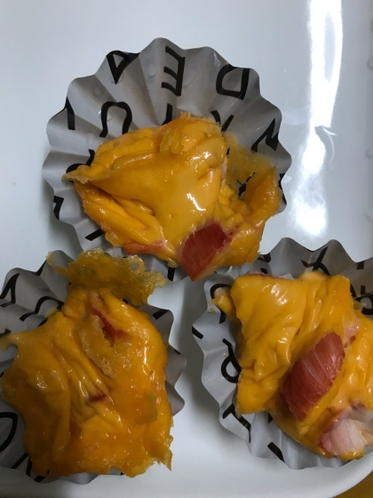 簡単一品！彩りにレンジでカニカマチーズ‼
