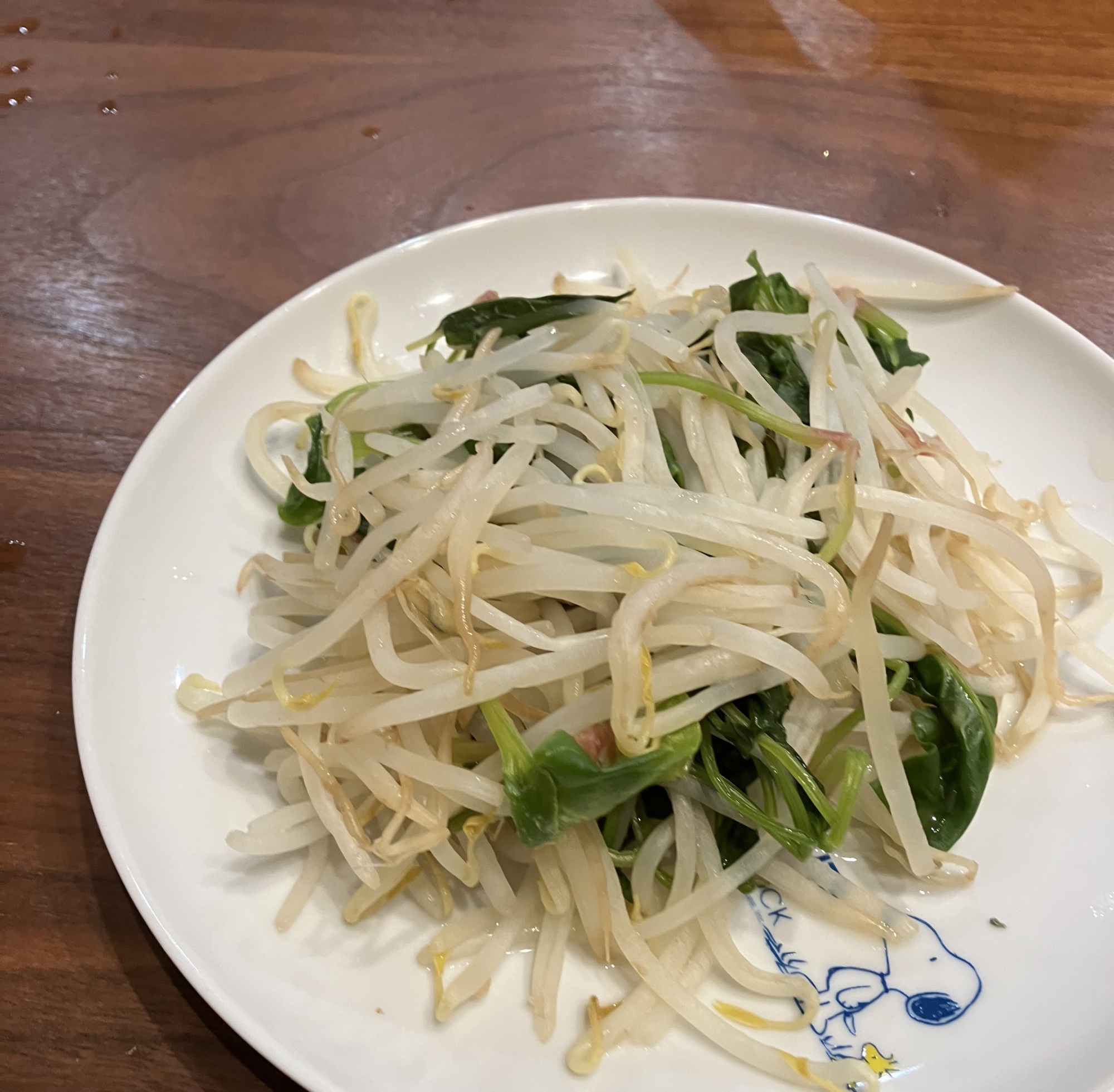 ほうれん草ともやしのバター炒め