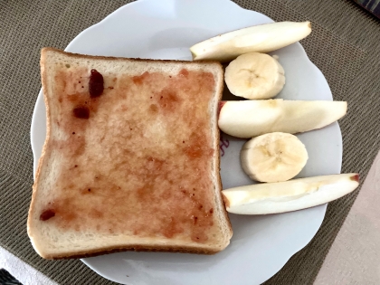 おはようございます。
シャインマスカットがないので、代わりにバナナを使いました(^o^)
美味しく頂きました♪
ご馳走様でした