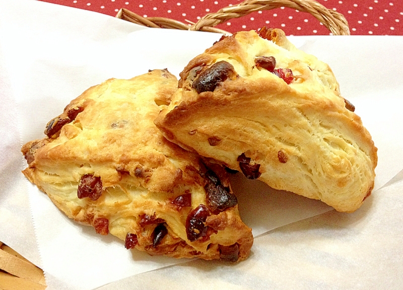 クランベリーとホワイトチョコ☆絶品スコーン