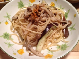 なすとしめじの和風パスタ