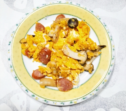 麹生活しましょ☘ウインナーとピーマンの卵炒めꕤ୭*
