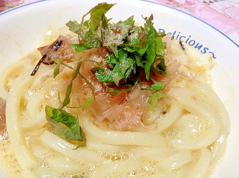 簡単☆さっぱり☆梅干しと塩昆布の卵うどん