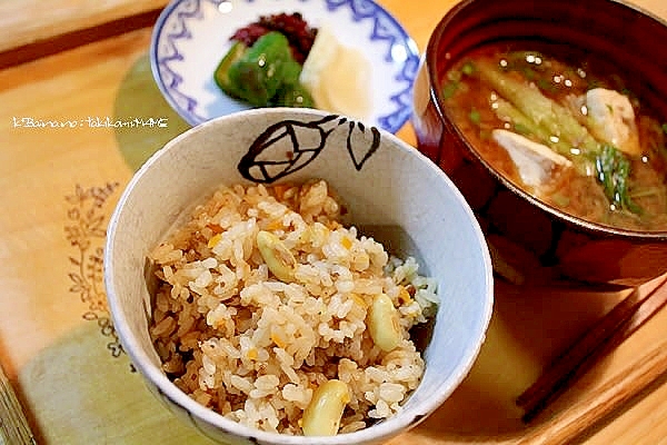 秘伝豆と牛肉の炊き込みごはん