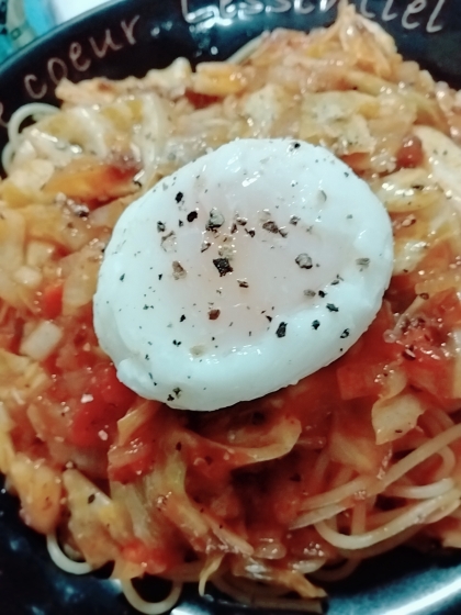 ミートソーススパゲッティ(温泉卵のせ)