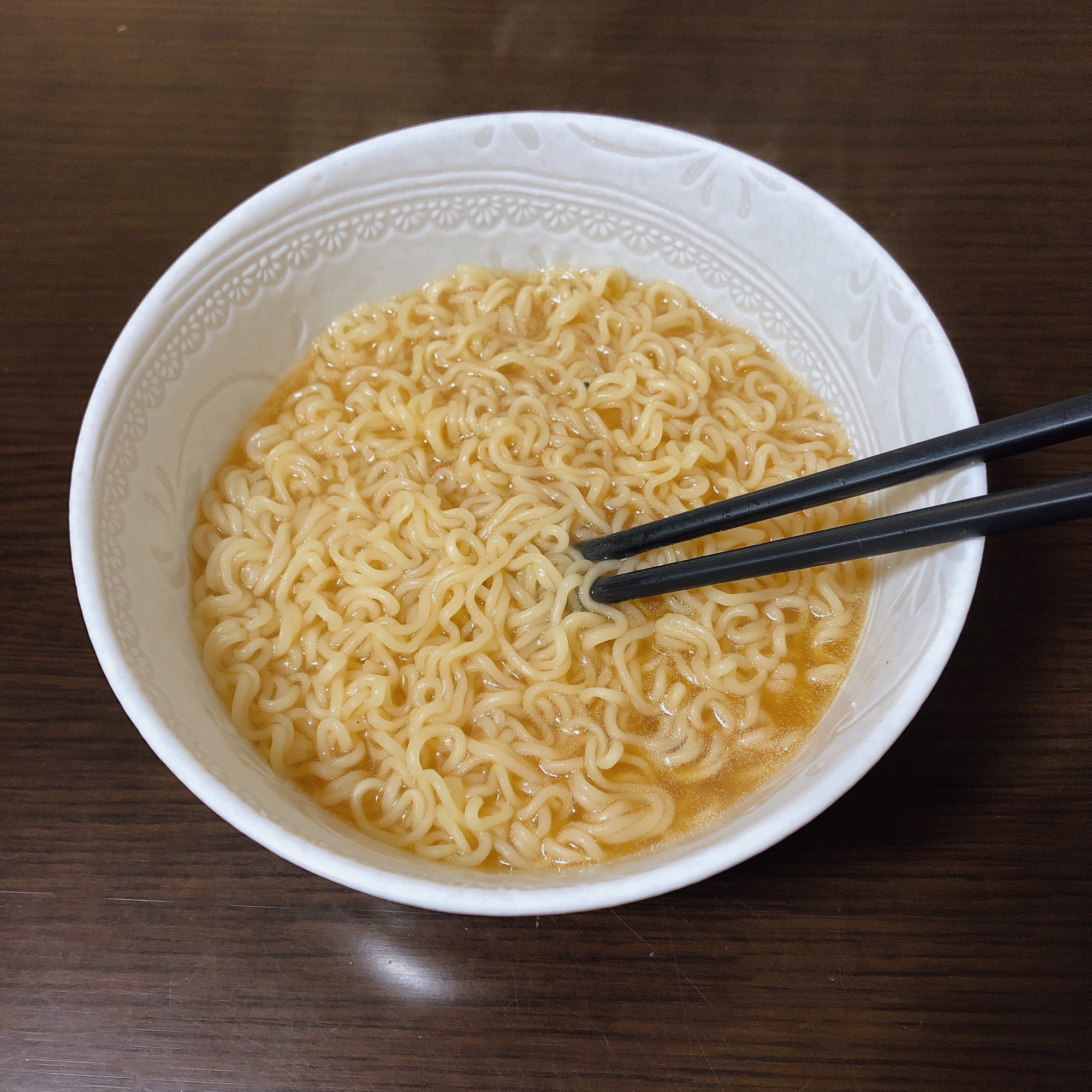 手作りスープで醤油ラーメン