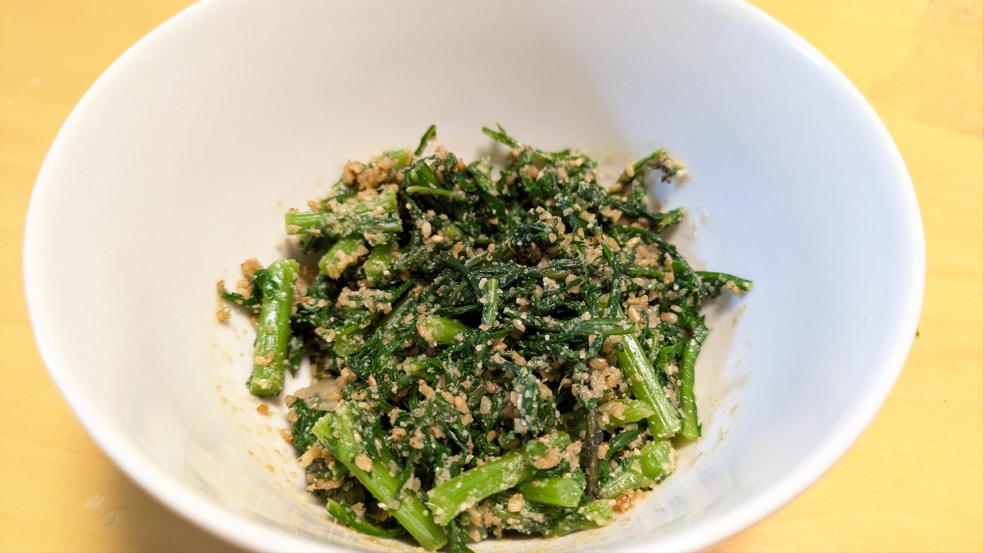 お弁当にも☆春菊のごま和え