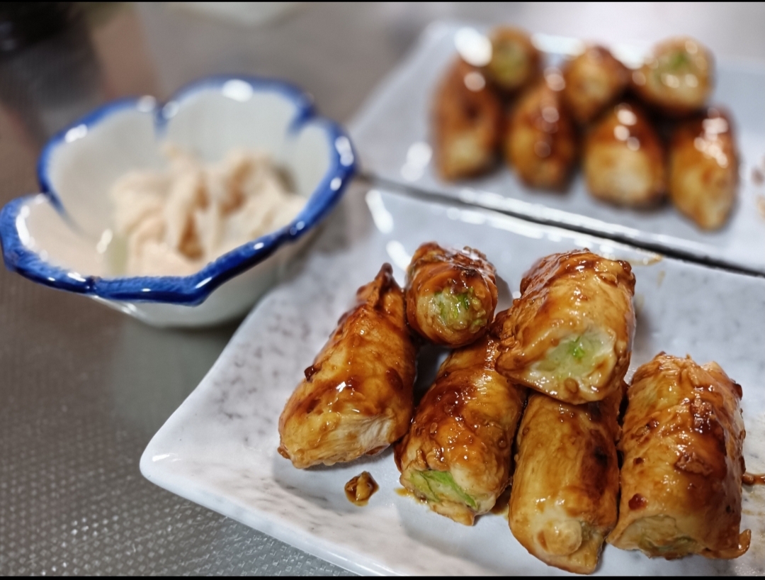 アレンジの幅は無限大?!　鶏むね肉のヘルシー肉巻き