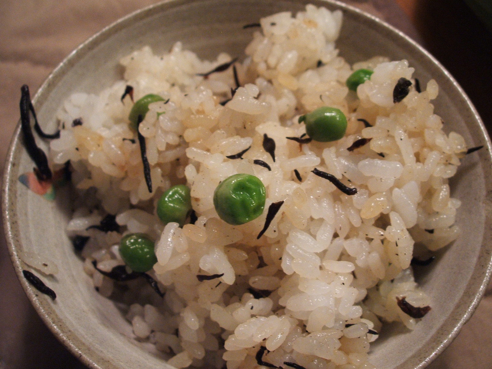 ひじきとグリンピースの混ぜご飯