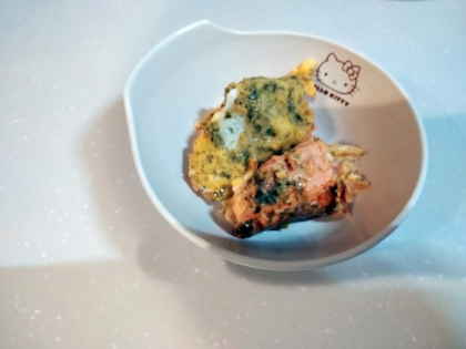 お弁当にも♪鮭のピカタ