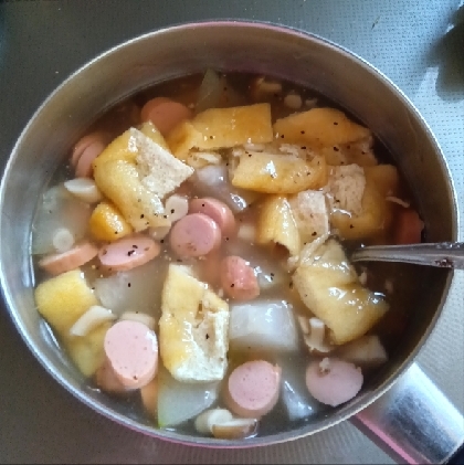 ベーコンがなかったので、ウインナーと油揚げとしめじで代用しましたが、出来立ての温かい時も冷めた後もとても美味しかったです。次はちゃんとベーコンで作ります!