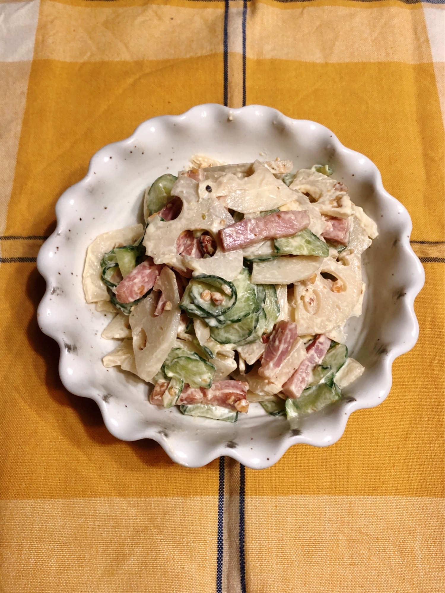 蓮根とベーコンの蒸し焼きサラダ