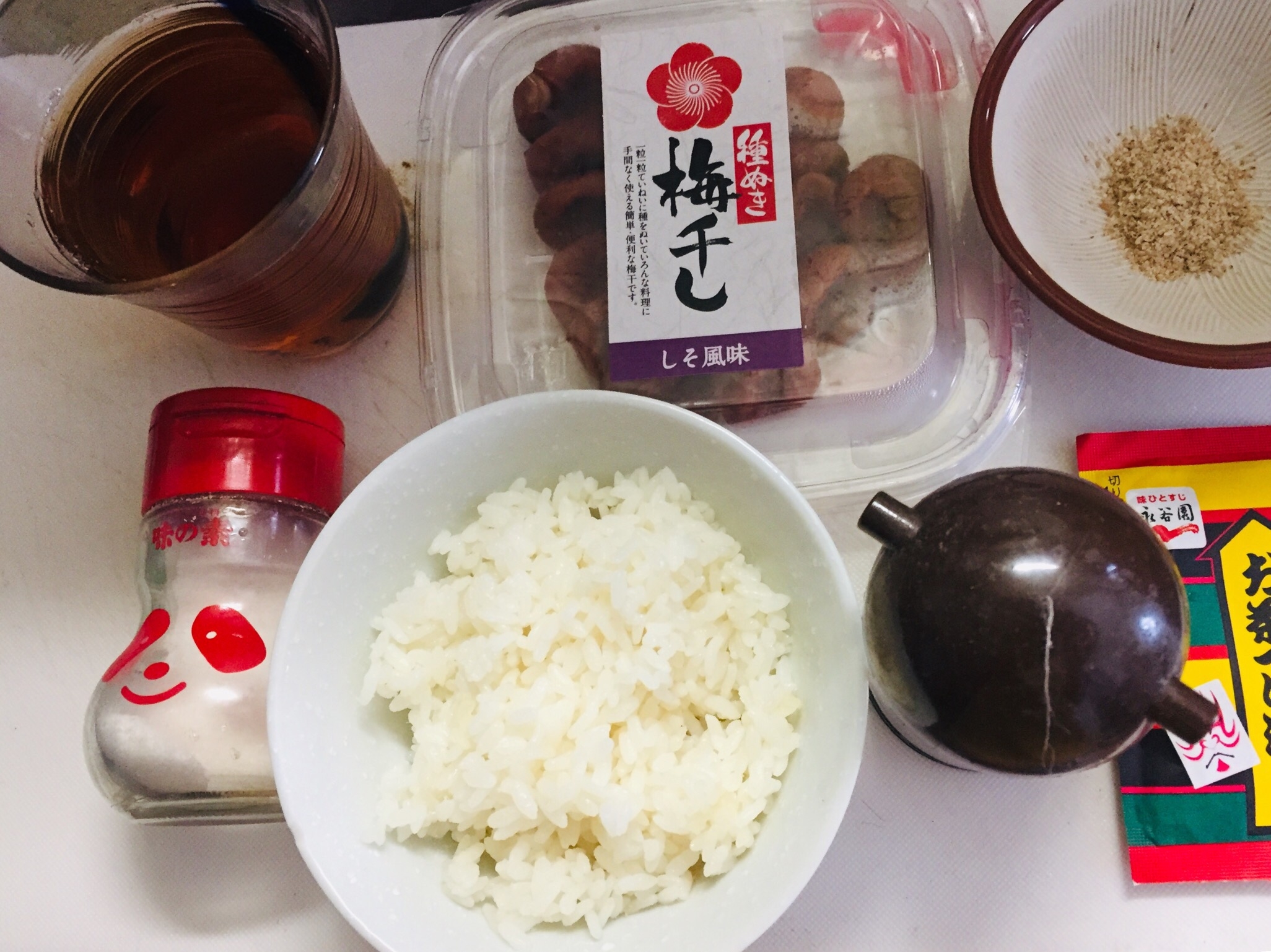 今日のシメのご飯 簡単 冷やしウーロン茶漬け レシピ 作り方 By 路地裏食堂 串揚げ始めました 予約受付中 楽天レシピ