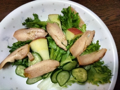 こんばんは。あるもので。冷蔵庫にあったサラダチキンのせました(๑´ڡ`๑)レシピ有難うございました。