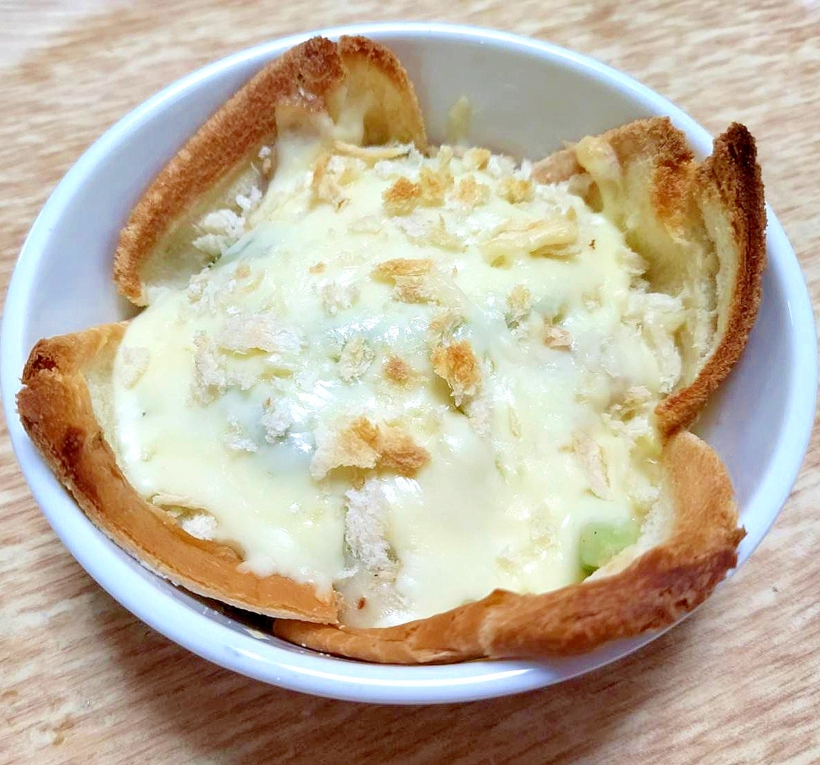 ホワイトソースで作るパングラタン
