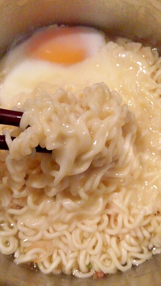 まろやかこくチーズラーメン