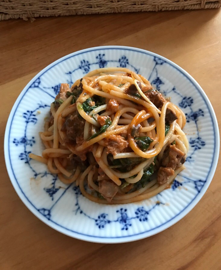 鯖缶と水菜のケチャップパスタ